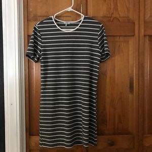 Tobi T-Shirt Dress